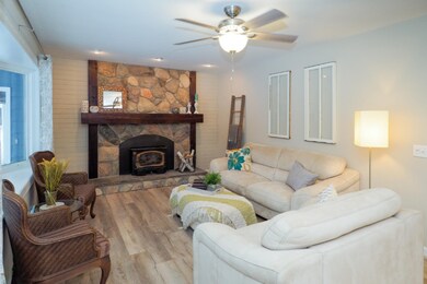 7465 ML Ave-103