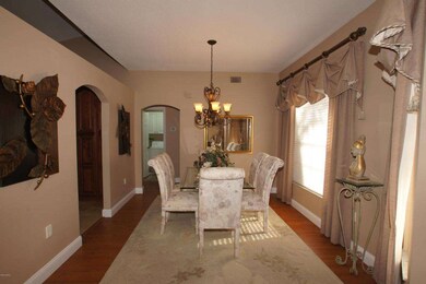 Brush Ln - Formal Dining Room