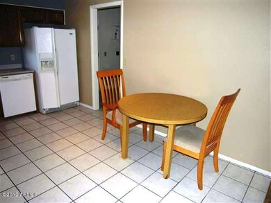 6 eat-in kitchen