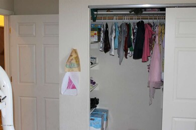 closet 1
