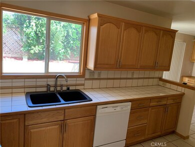 5425 Ellen Way, Banning, CA 92220 - photo 7