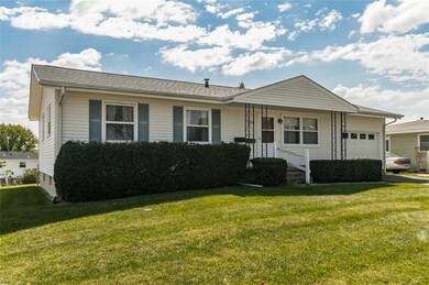 1605 Highview Dr, Marion, IA 52302 - photo 2