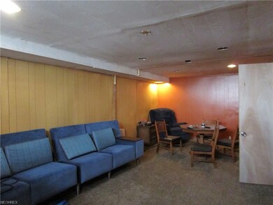 Recreational room.