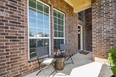 321 Burgundy Dr, Alvin, TX 77511 - photo 3