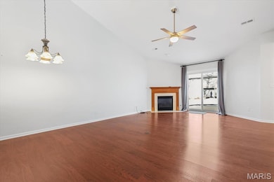 12 Quiet Meadow Ct, Saint Peters, MO 63376 - photo 4