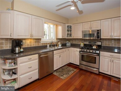 4 Tallowood Dr, Medford, NJ 08055 - photo 4