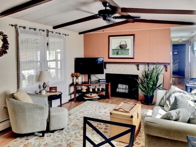 40 Warfield Dr, Westfield, MA 01085 - photo 2