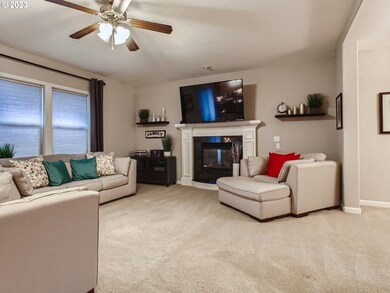 15183 SE Banner Ct, Clackamas, OR 97015 - photo 5