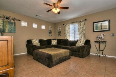 3709 W Dunbar Dr Phoenix AZ-large-003-8-