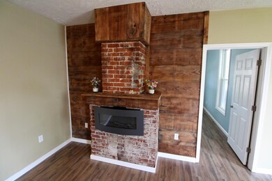 115 E Walnut St, Princeton, IN 47670 - photo 6