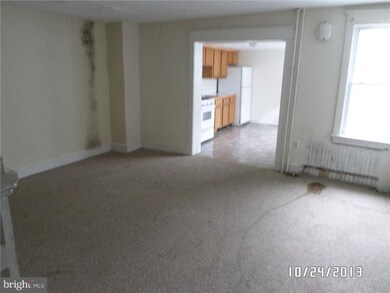 53 W Pitman St, Penns Grove, NJ 08069 - photo 4