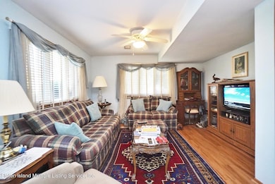 26 Fox Hunt Ct, Staten Island, NY 10301 - photo 6