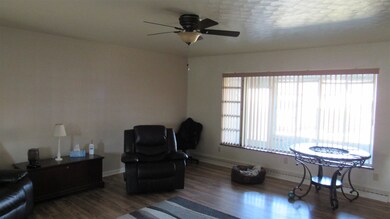 1417 Sprott St, Auburn, IN 46706 - photo 4