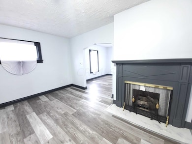 696 S Hague Ave, Columbus, OH 43204 - photo 6