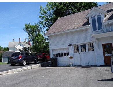 3 Lincoln St unit 2, Hudson, MA 01749 - photo 2