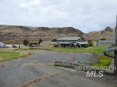 1403 4th St, Asotin, WA 99402 - photo 7