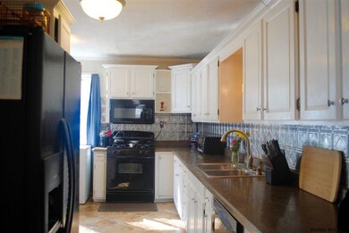 149 N North Toll St, Scotia, NY 12302 - photo 4