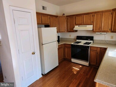 713 Lisle Dr, Bowie, MD 20721 - photo 7