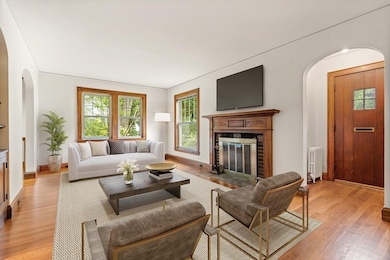 30 Pine Plain Rd, Wellesley Hills, MA 02481 - photo 3