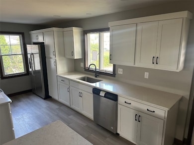 1231 Miami Ct NE, Cedar Rapids, IA 52402 - photo 6