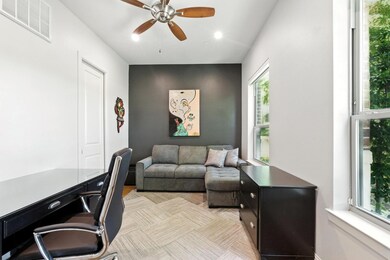 101 Decker Dr unit 301, Irving, TX 75062 - photo 6