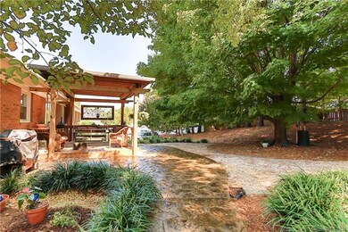 912 Carolyn St, Statesville, NC 28677 - photo 4