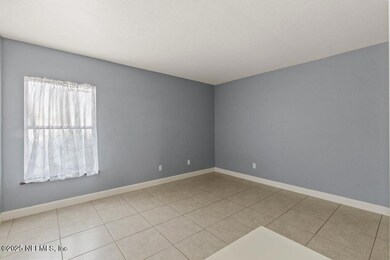 Front downstairs bedroom.