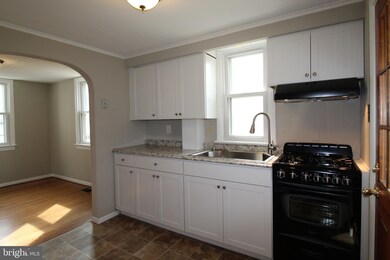 315 Jansen Ave, Essington, PA 19029 - photo 7