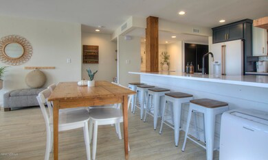 Kitchen Bar