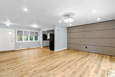 5121 S 79th Ave, Omaha, NE 68127 - photo 4