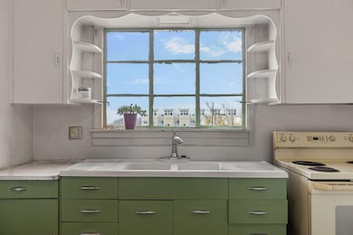 2nd Floor unit