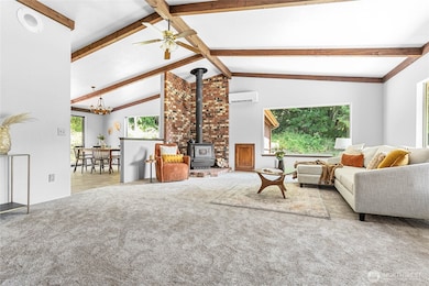 5221 Mitchell Rd, Deming, WA 98244 - photo 2