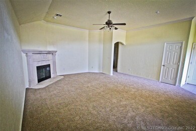 3309 E Irvington St, Broken Arrow, OK 74014 - photo 3