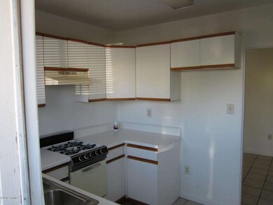 11TH STREET-LYLES 009