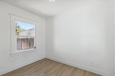603 E Mildreda Ave, Fresno, CA 93701 - photo 7