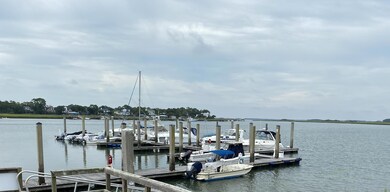 Mariner Cay 5