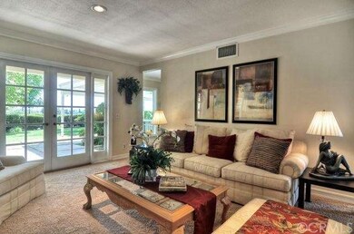 Formal living room to formal dining room entrance
