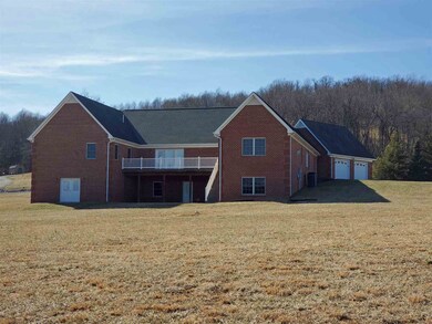 226 Foxfield Dr, Staunton, VA 24401 - photo 3