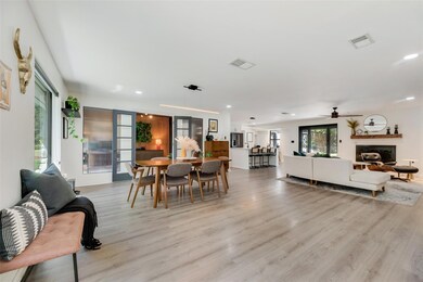 1401 Woodvine Dr, Euless, TX 76040 - photo 5