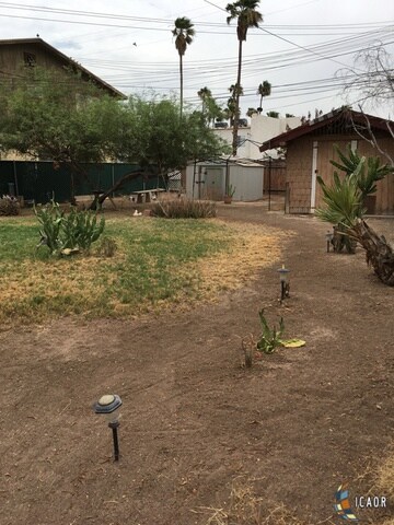 218 E 7th St, Calexico, CA 92231 - photo 3