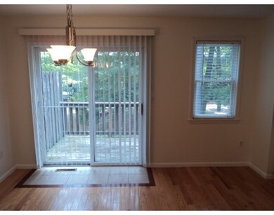 115 Tennis Plaza Rd unit 4, Dracut, MA 01826 - photo 4