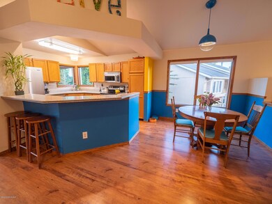 Open layout for entertaining