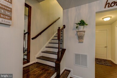 645 Washington Square, Spring City, PA 19475 - photo 6