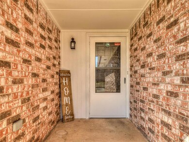 1109 Leafhurst Rd, Moore, OK 73160 - photo 3