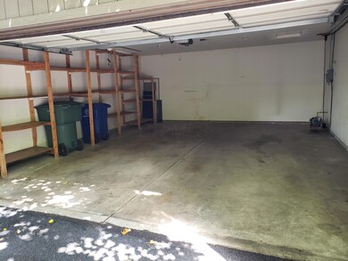 Garage 2