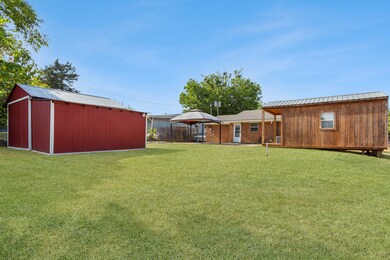 506 Forest Ln, Denison, TX 75021 - photo 4