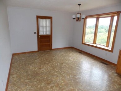 522 Old Dixville Rd, Harrodsburg, KY 40330 - photo 4