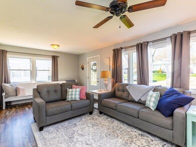 1429 62nd St, Des Moines, IA 50311 - photo 3