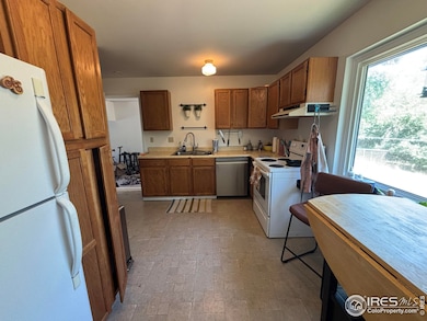 Kitchen with eat in area.