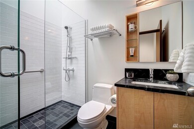 7827 SE 73rd Place, Mercer Island, WA 98040 - photo 4